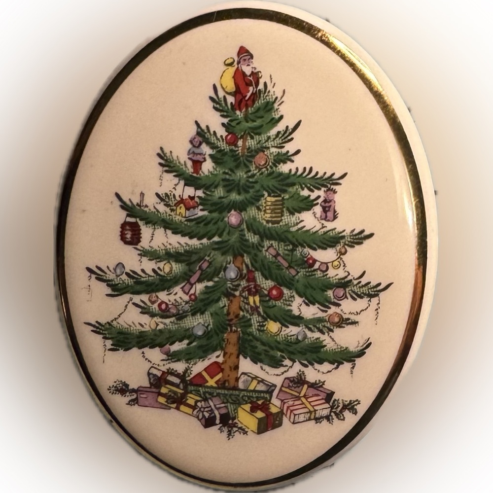Spode Porcelain Christmas Tree Oval Pin Pinback Brooch 2004